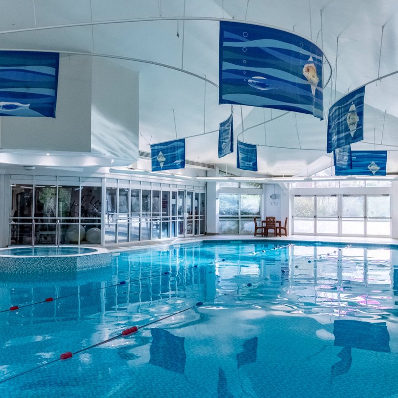 Bromsgrove Hotel Swimming Pool 