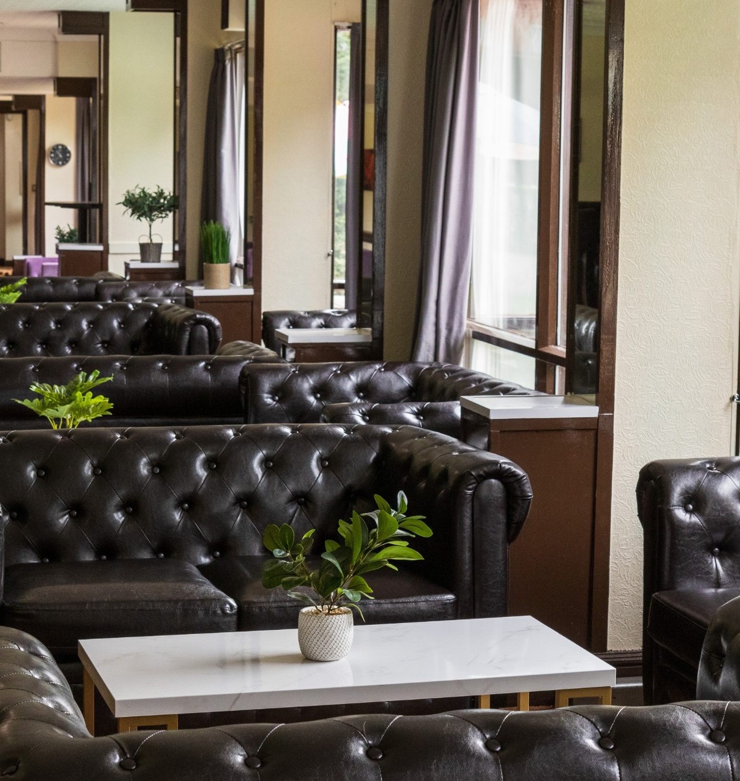 Royal Court Hotel Java Lounge Café Bar