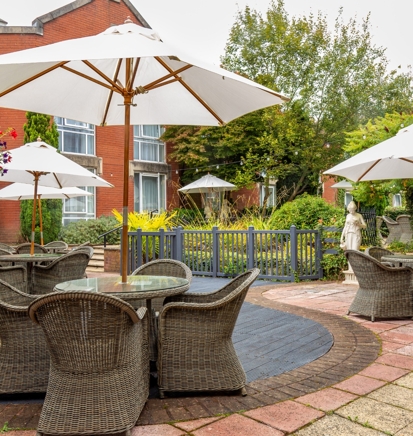 Bromsgrove Hotel & Spa Court Bar Bromsgrove Hotel & Spa Court Bar